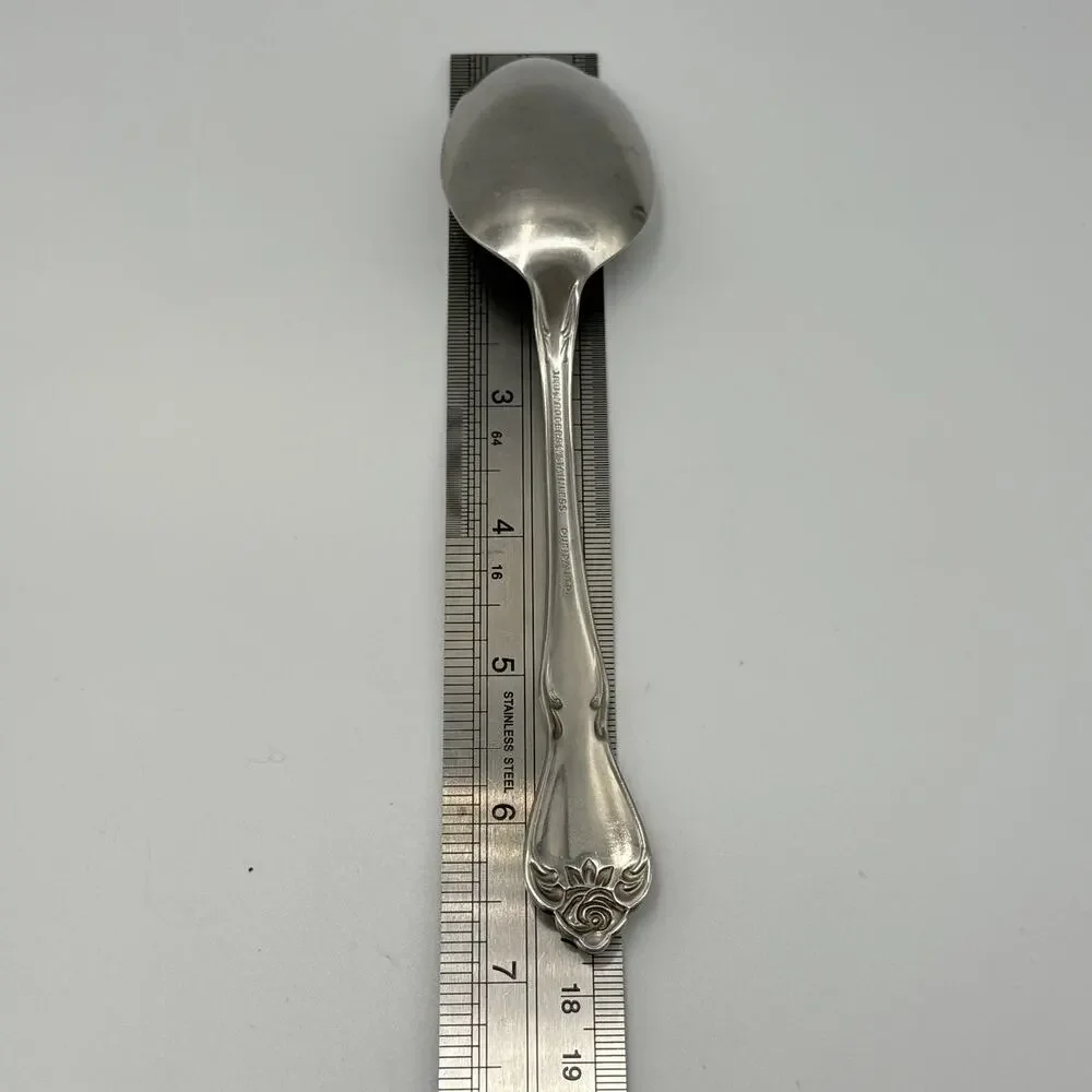 Oneida ARBOR ROSE TRUE ROSE Stainless Flatware 5+ Place Settings 29 PCs Floral